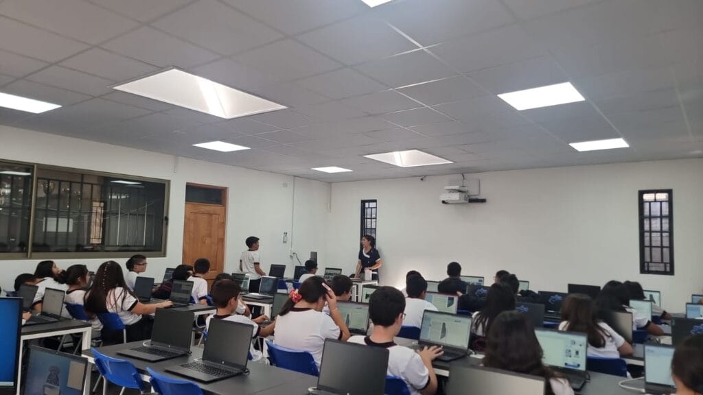 Decreto 83 educación