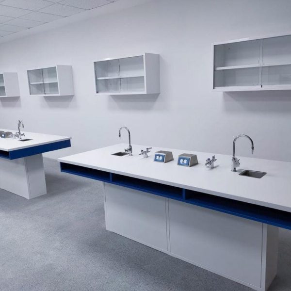 Mobiliario de laboratorio escolar